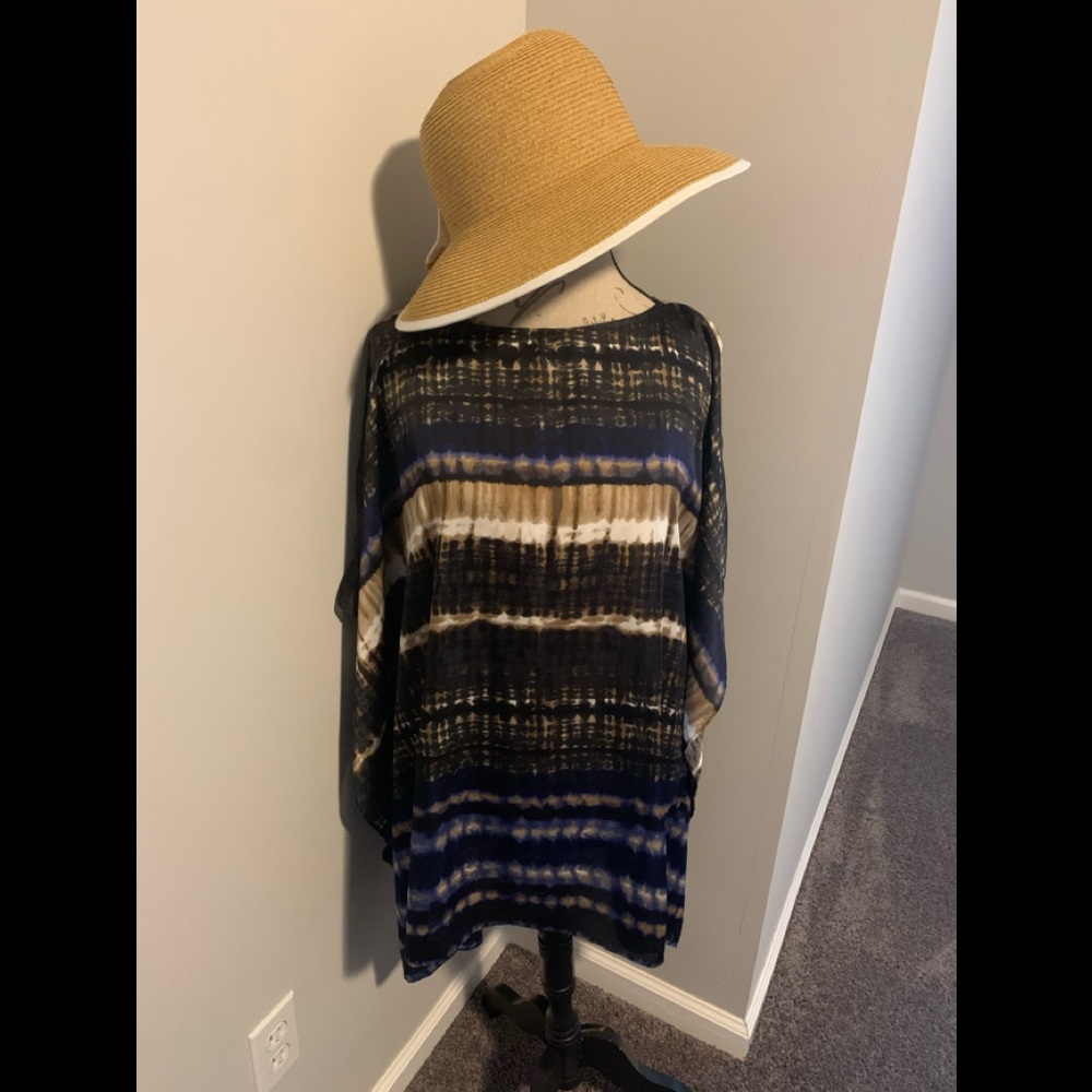 Poncho with closed sides / Beach cover